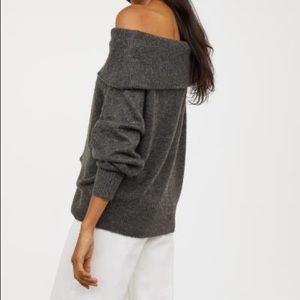 H&M off shoulder sweater